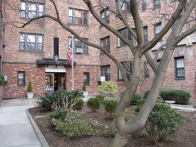 1st image of 35 Parkview Ave APT 3H