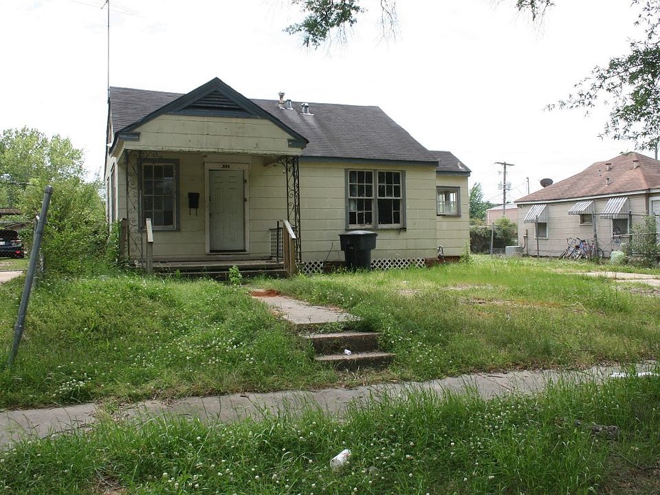 1st image of 1447 Parker St