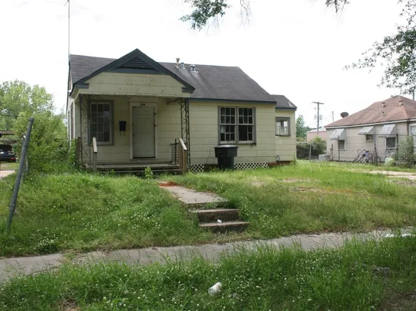1447 Parker St, Shreveport, LA 71108