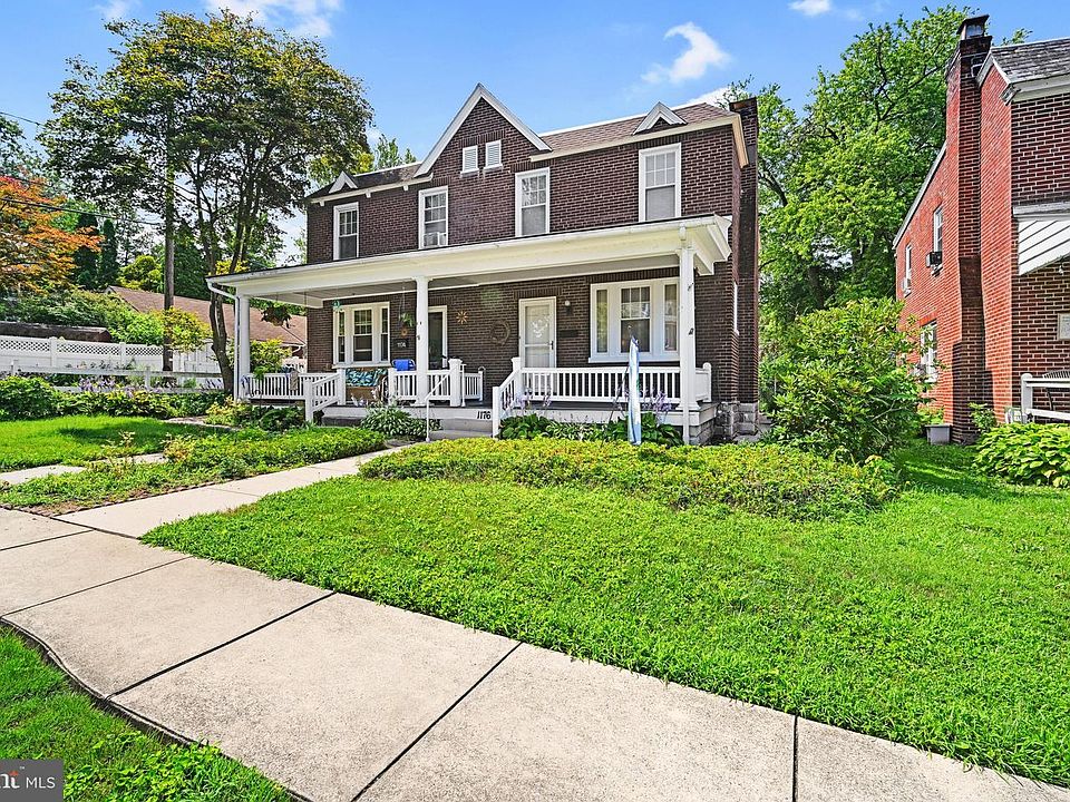 1st image of 1176 Maple Ave