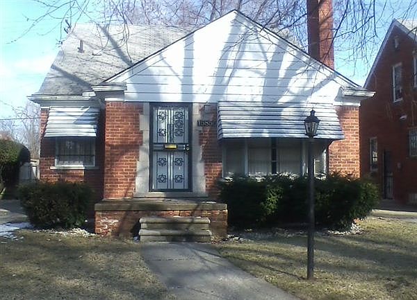15850 Vaughan