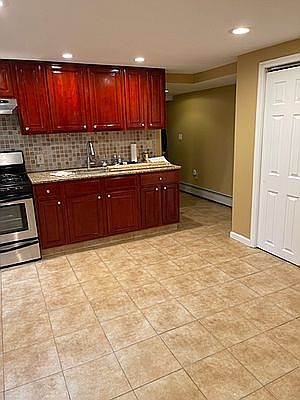 2nd image of 5-34 51st Ave #1