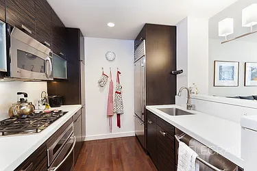 Rented by (Legacy) Elegran