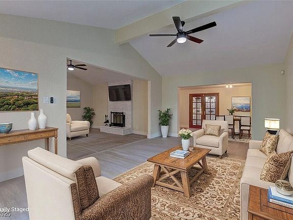 2nd image of 3826 Spitze Dr