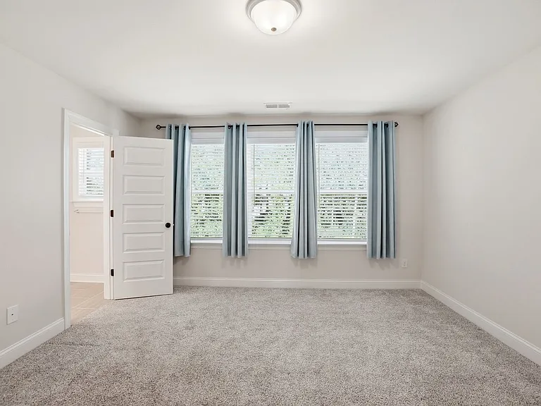 6532 Wildbrook Dr — Photo 29