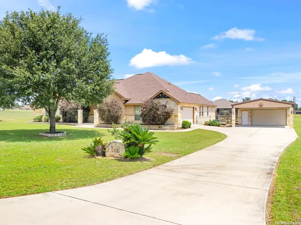 112 VINTAGE RUN DR, La Vernia, TX 78121