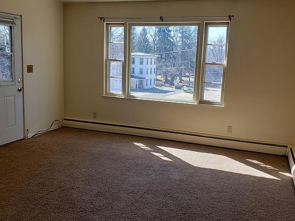 4th image of 533 Glen Mary Dr #E