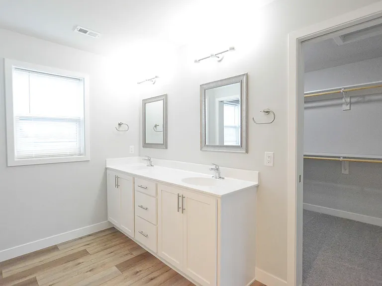 2833 Endive Driveul — Photo 8