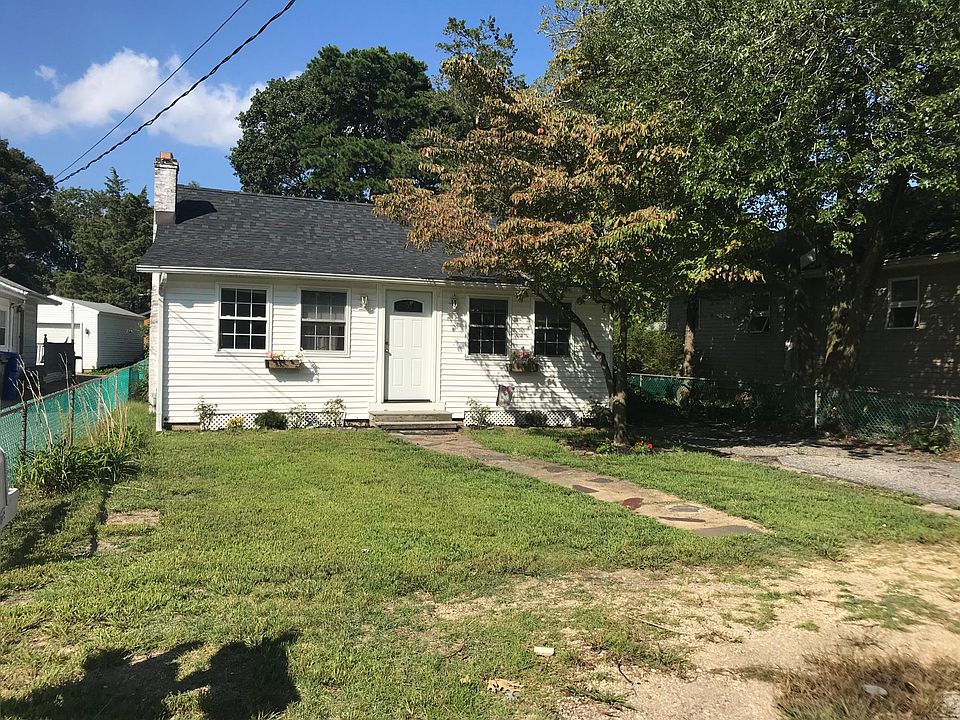 1st image of 613 Parkside Ave