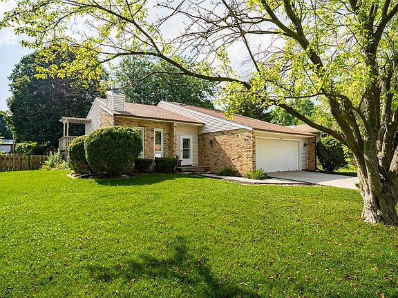 2nd image of 1212 Kim Dr