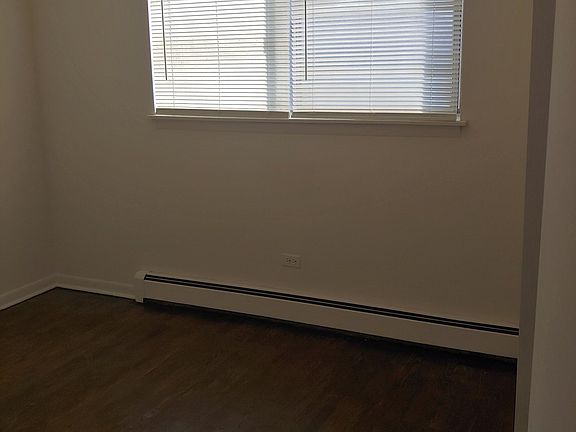 5th image of 7438 Franklin St #5