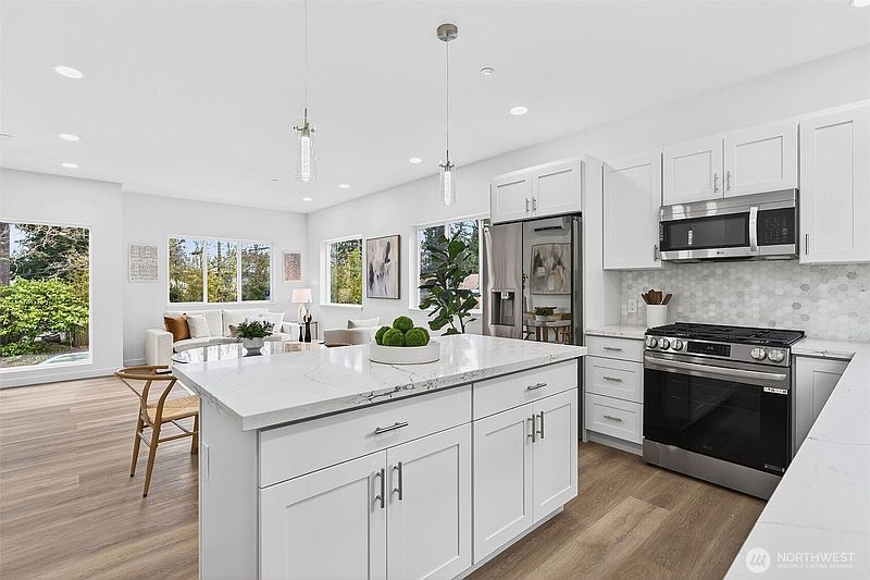 3rd image of 221 NE 185th Street #B