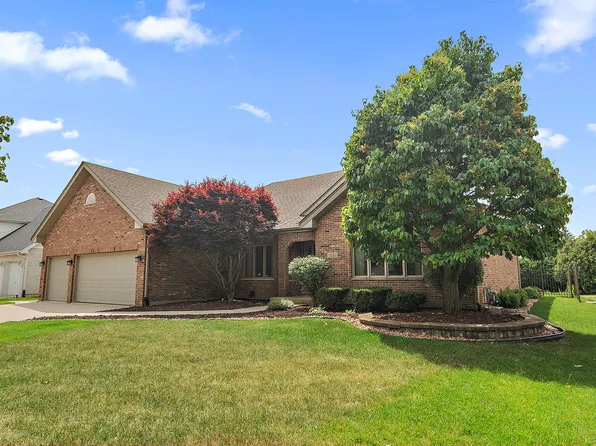 11259 Twin Lakes Dr, Orland Park, IL 60467