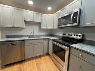 86 Spring St #304, South Portland, ME 04106