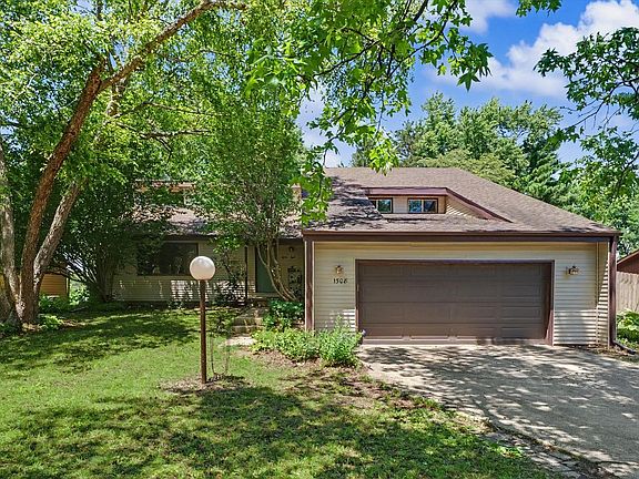 2nd image of 1508 Trails Dr