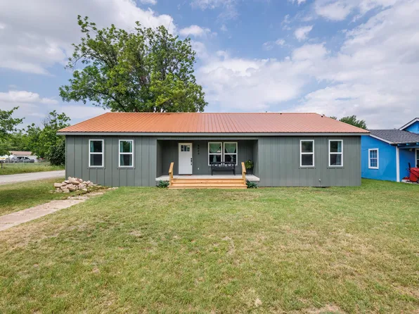 2500 Belmeade St, Brownwood, TX 76801