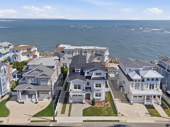 135 7th St, Avalon, NJ 08202