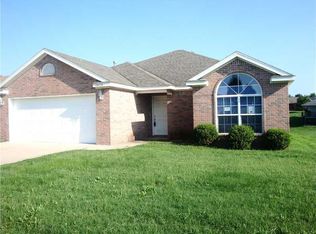1214 E Glendale Ln, Rogers, AR 72758