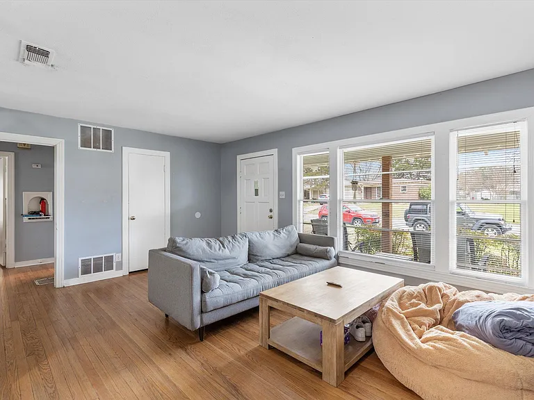 4228 Winfield Ave — Photo 8