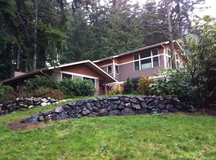 5620 NE Cessna Ln, Bainbridge Island, WA 98110