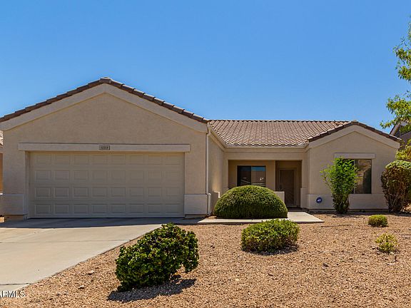 3rd image of 12213 W VALENTINE Avenue