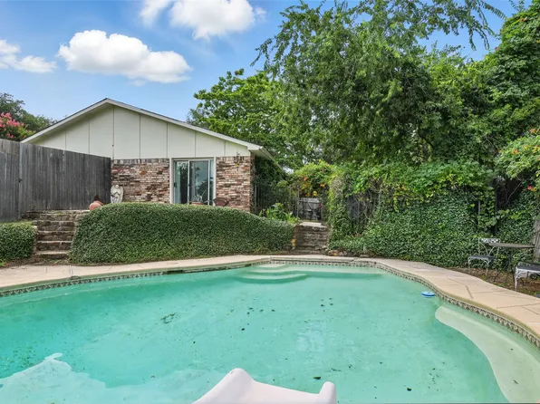 6318 Green Valley Dr, Garland, TX 75043