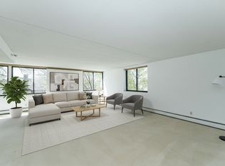 600 4th St SW APT 308, Rochester, MN 55902