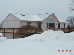 4060 Hogback Rd, Fowlerville, MI 48836