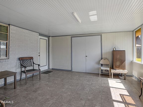 3rd image of 602 E Santa Clara St