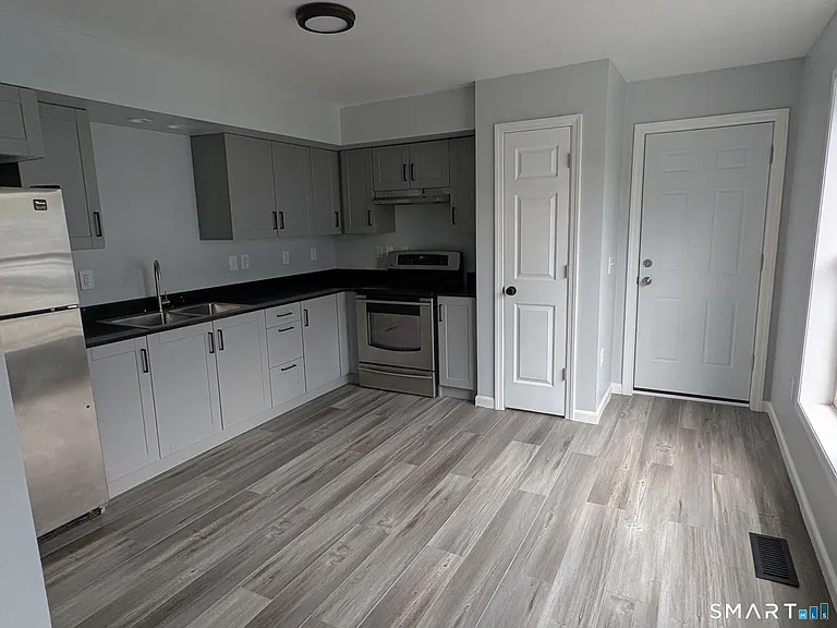 619 Shelton St #1 — Photo 1