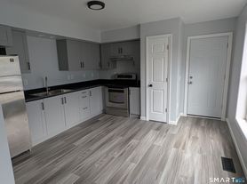 619 Shelton St, Bridgeport, CT