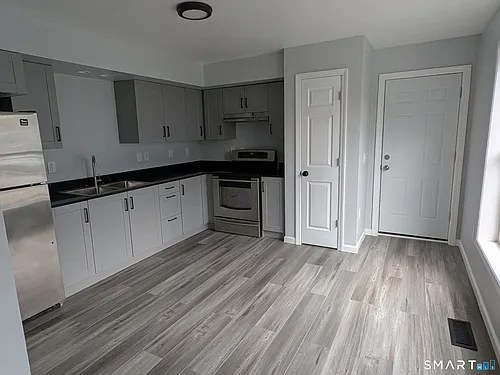 619 Shelton St #1 Photo 1