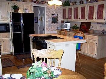 2nd image of 2543 Bridgewood Ln