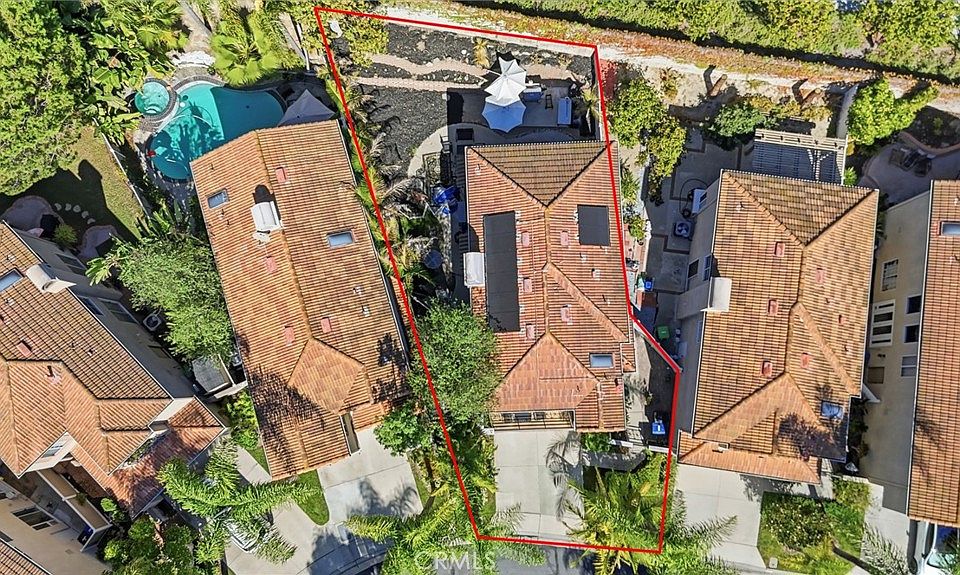 Property photo 4 of 11 Barbados Drive