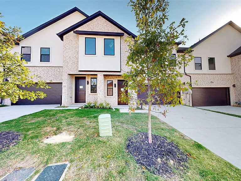 4416 Fatima Dr — Photo 2
