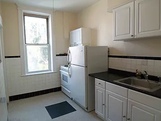 Rented by City Connections Realty