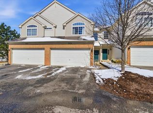 245 Nicole Dr Unit B, South Elgin, IL 60177