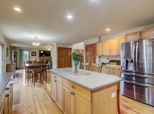 301 Wynnwood Dr, Verona, WI 53593