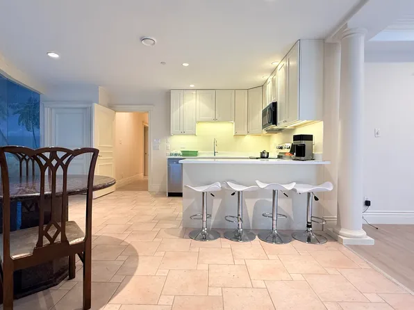 4788 Selkirk St #Basement, Vancouver, BC V6H 3A3