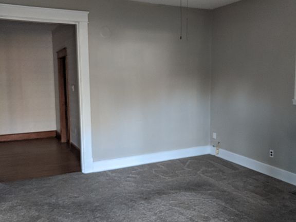 4th image of 815 W Pike St