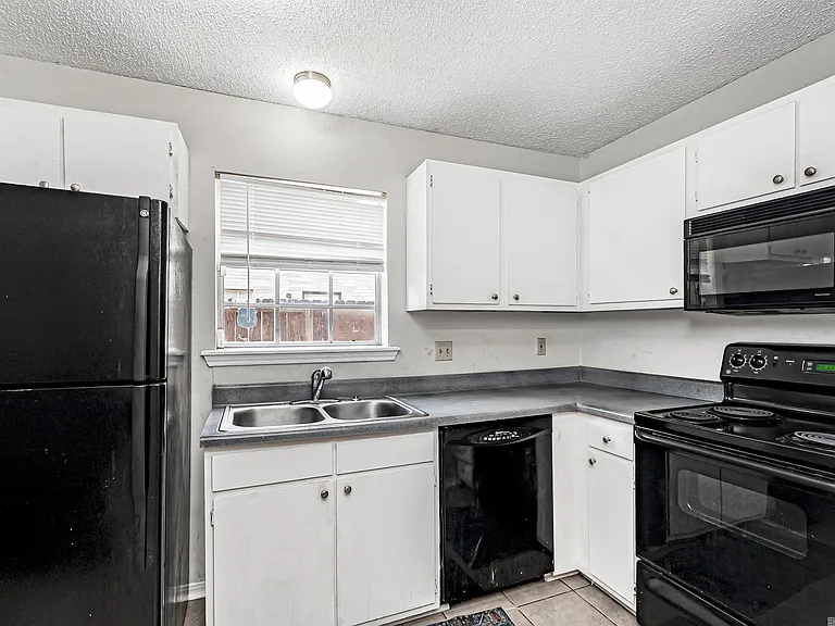 1730 Brightside Dr #C — Photo 13