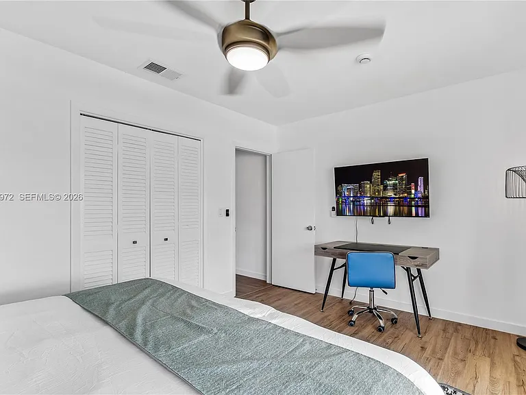 816 Polk St — Photo 20