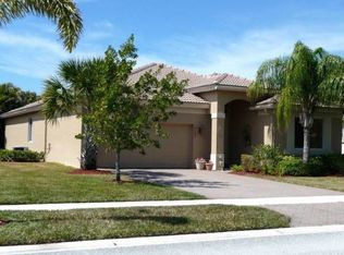 8785 Bellido Cir, Boynton Beach, FL 33472