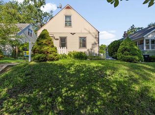 1421 N Brookfield St, South Bend, IN 46628