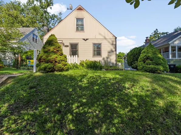 1421 N Brookfield St, South Bend, IN 46628