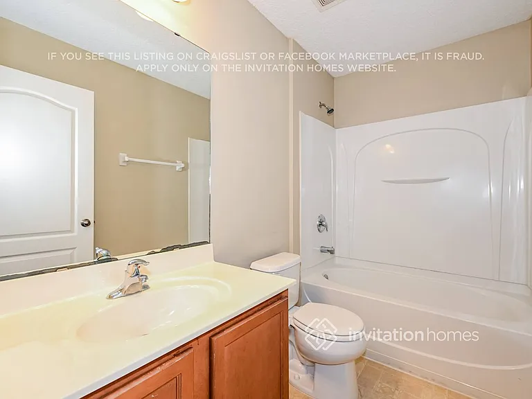 9098 Gloucestershire Ct — Photo 15