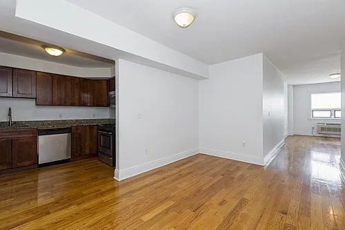 809-815 22nd St #1507 Photo 1