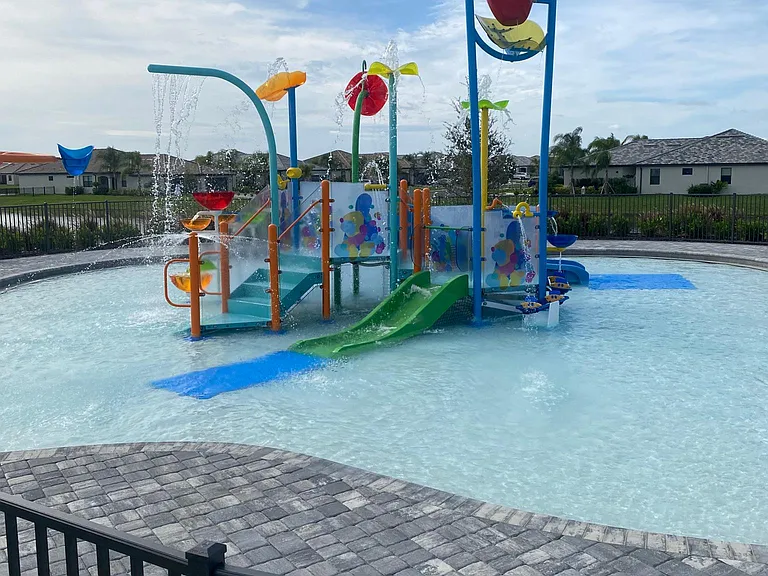 Splash pad
