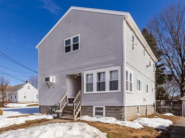 1174 Riverside Ave, Somerset, MA 02726