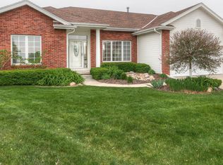 130 Marina Ct, Carter Lake, IA 51510